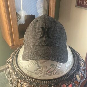 Hurley flex fit cap